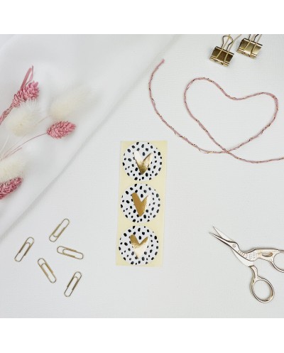 Aufkleber goldenes Herz mit Dots