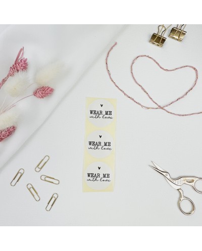 Aufkleber "wear me with love"